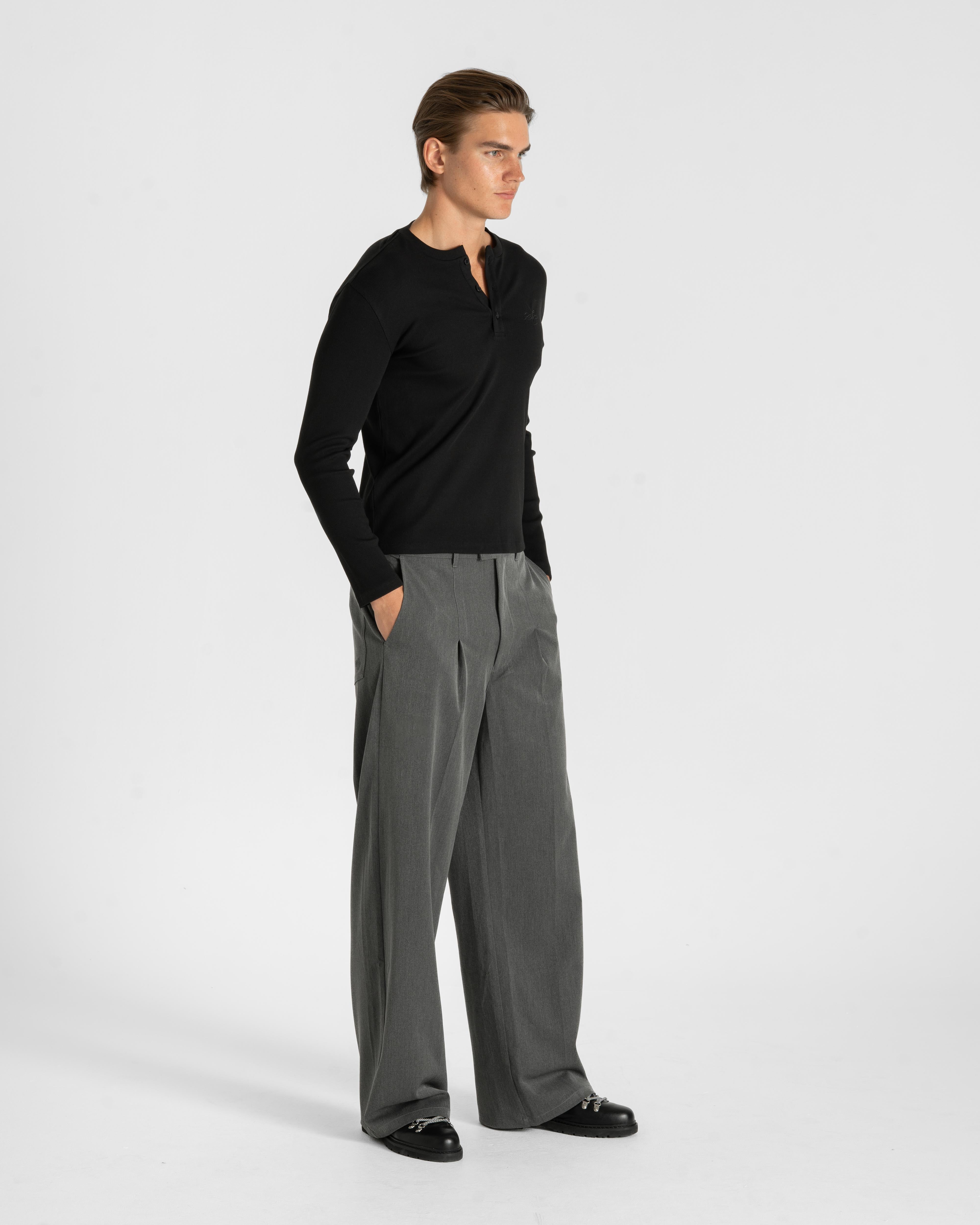 Henley Long Sleeve Black